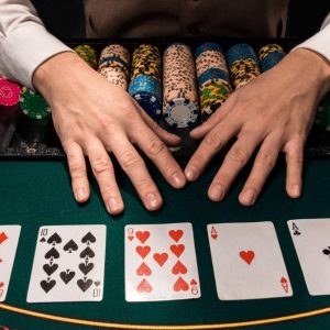 The Benefits of Playing Online Poker